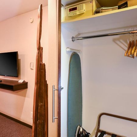 The Tangerine - A Burbank Hotel Экстерьер фото