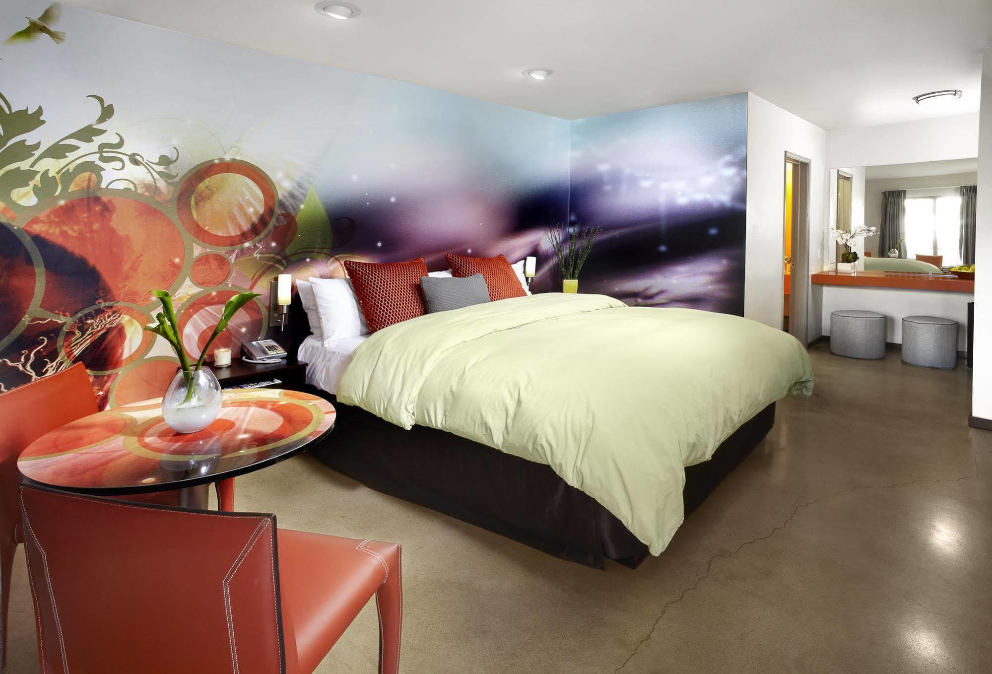 The Tangerine - A Burbank Hotel Экстерьер фото