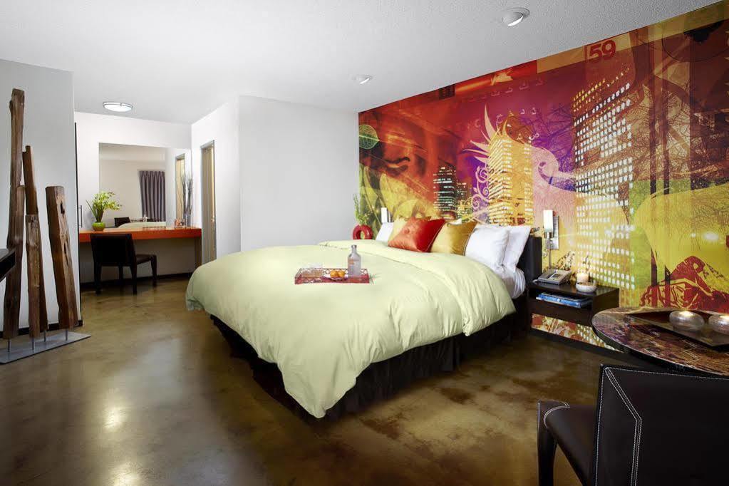 The Tangerine - A Burbank Hotel Экстерьер фото