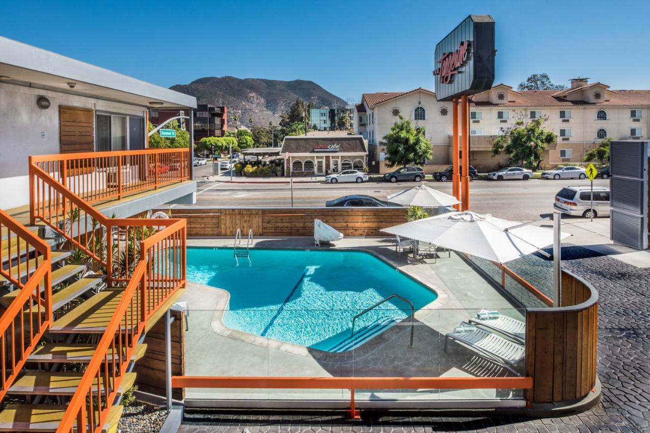 The Tangerine - A Burbank Hotel Экстерьер фото