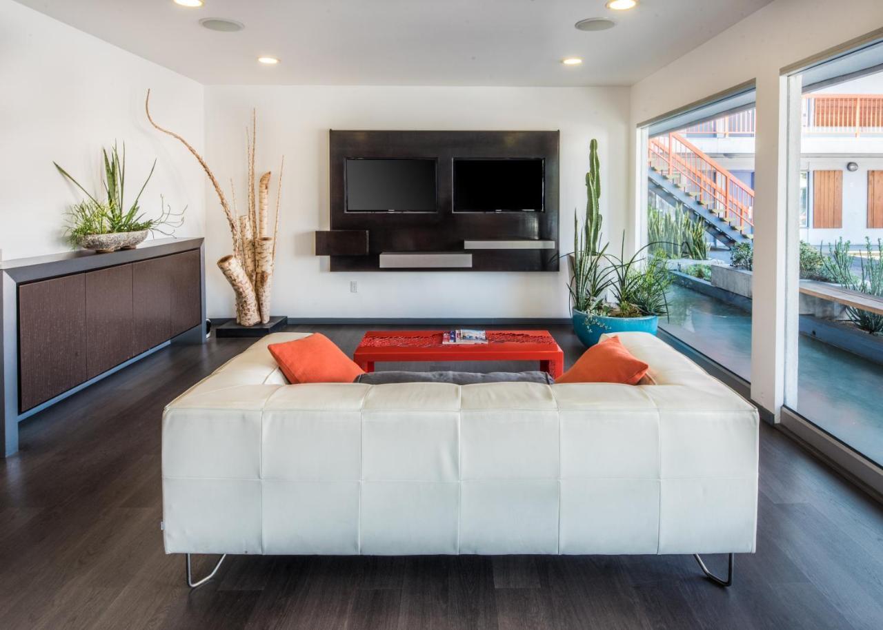 The Tangerine - A Burbank Hotel Экстерьер фото