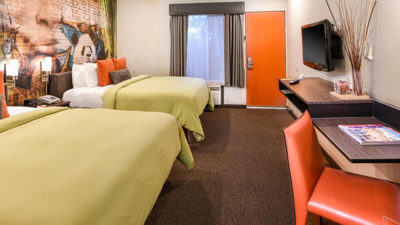 The Tangerine - A Burbank Hotel Экстерьер фото