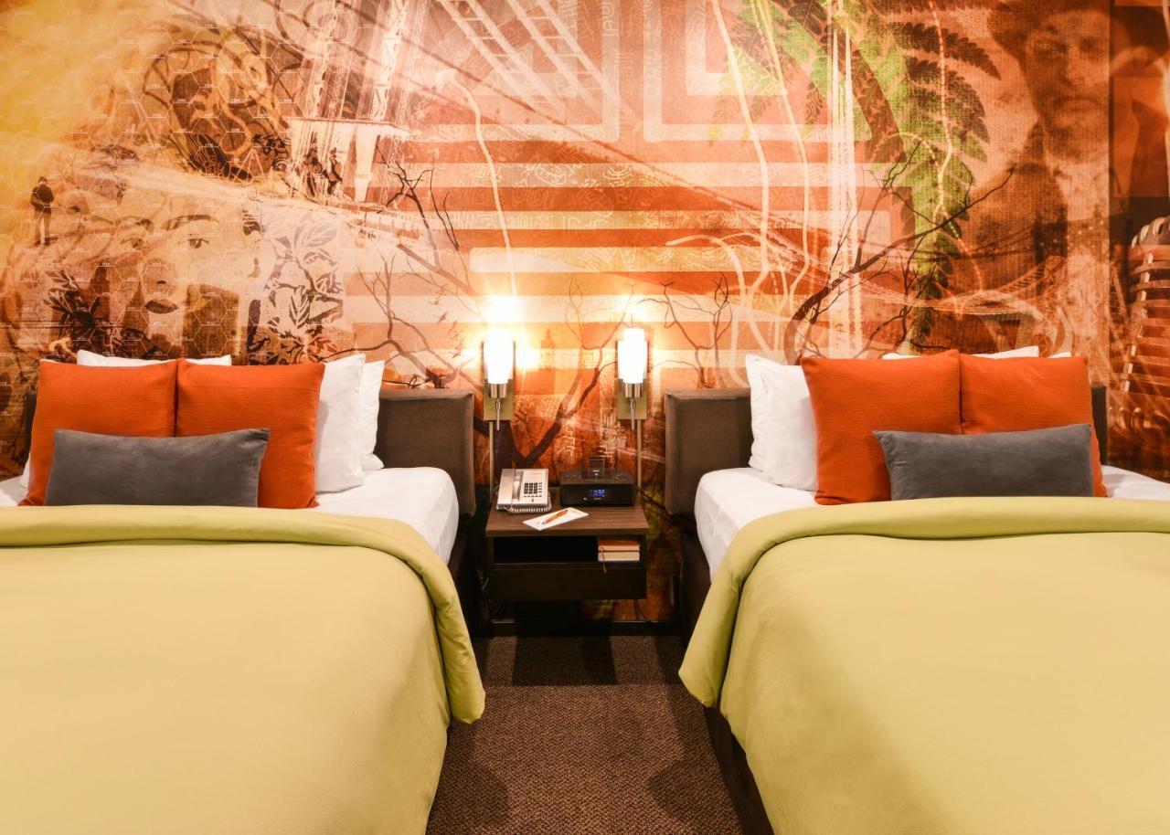 The Tangerine - A Burbank Hotel Экстерьер фото